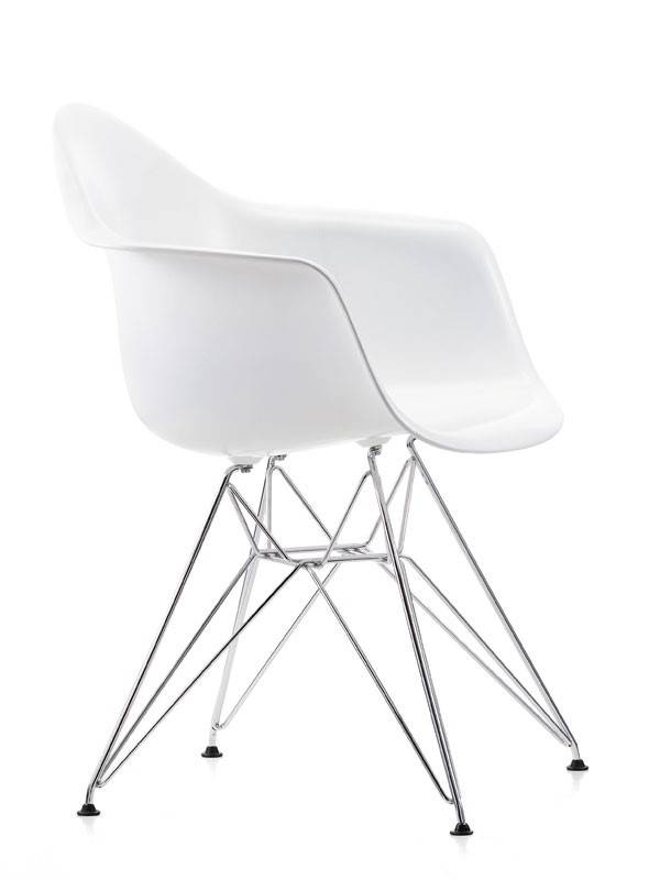 DAR : le fauteuil iconique en plastique design à Lyon