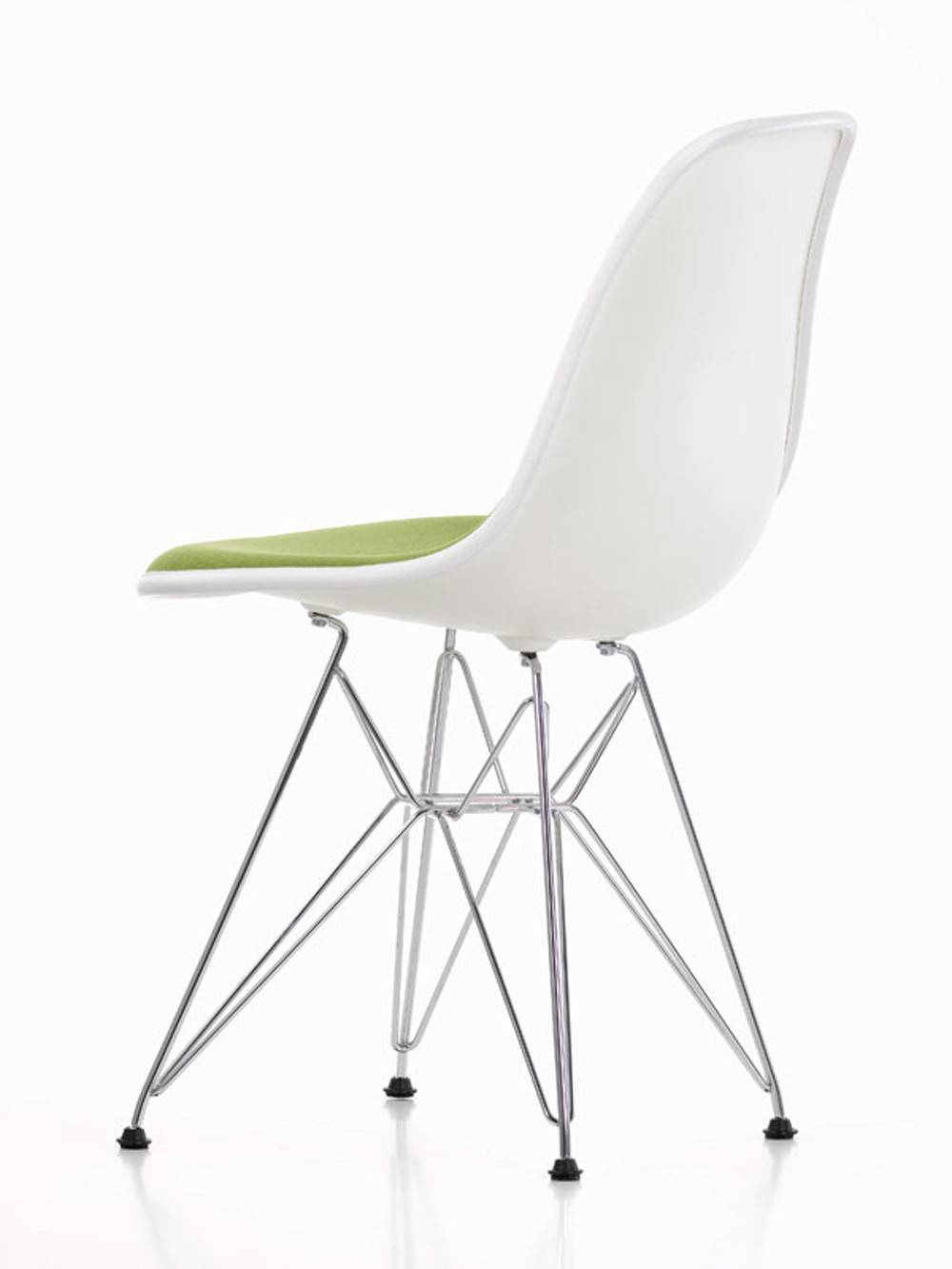 Eames Plastic Chair version actualisée du légendaire Fiberglass Chair DSR