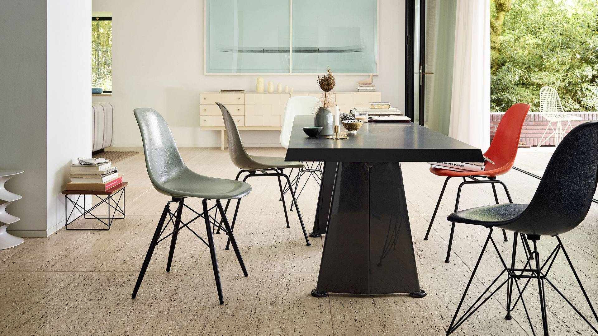 eames fibre de verre vitra lyon