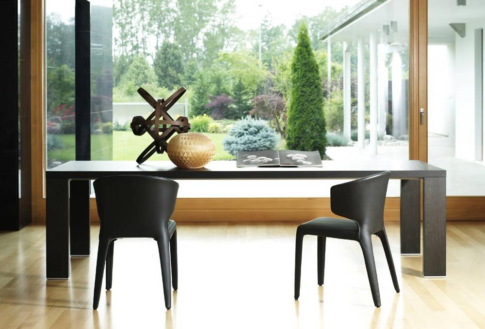 chaise hola cassina lyon