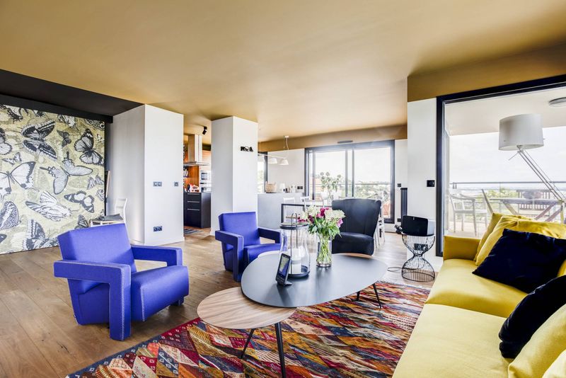 Mobilier de Designer à Lyon : Projet Élégant avec Cassina, MDF Italia et Vitra