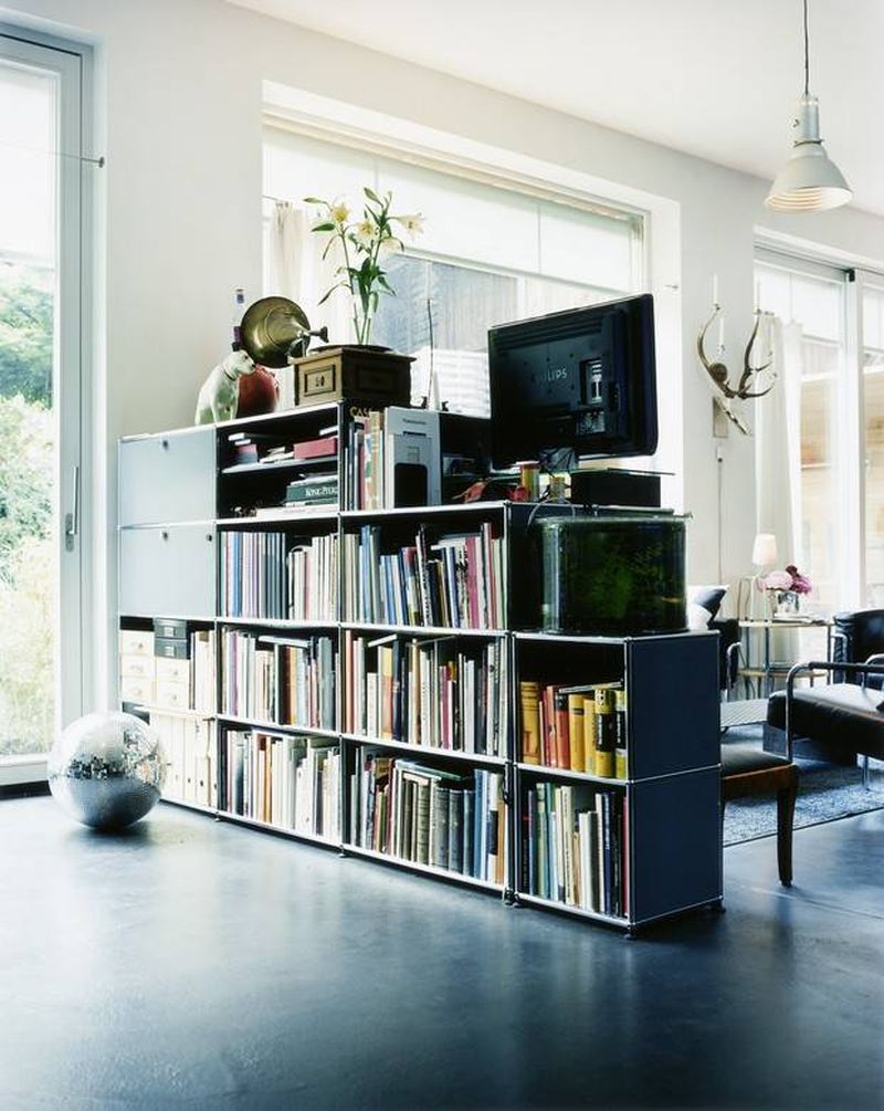 MEUBLE DE RANGEMENT DIVERS USM-HALLER