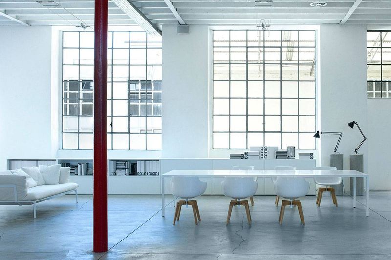 FLOW ARMCHAIR