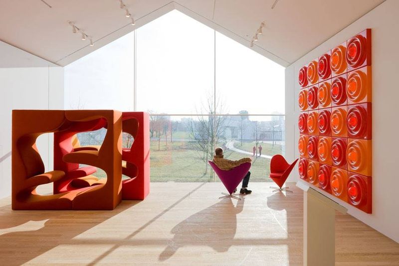 HEART CONE CHAIR