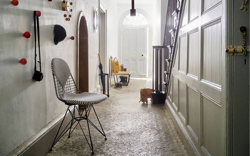 WIRE CHAIR